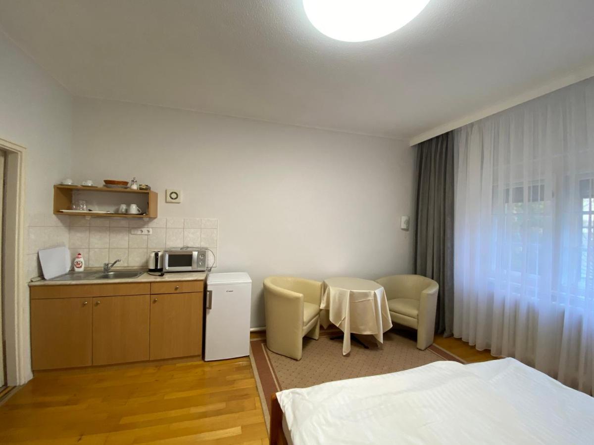 Part Cafe Residence Dunakeszi Zewnętrze zdjęcie