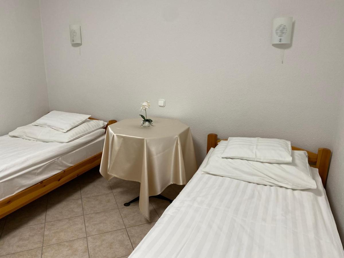 Part Cafe Residence Dunakeszi Zewnętrze zdjęcie