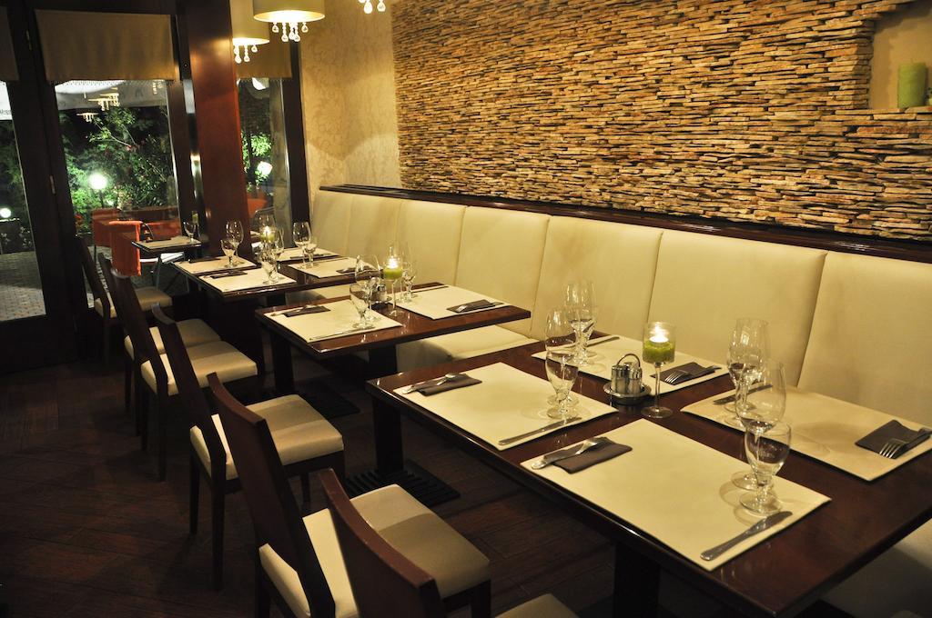 Part Cafe Residence Dunakeszi Zewnętrze zdjęcie